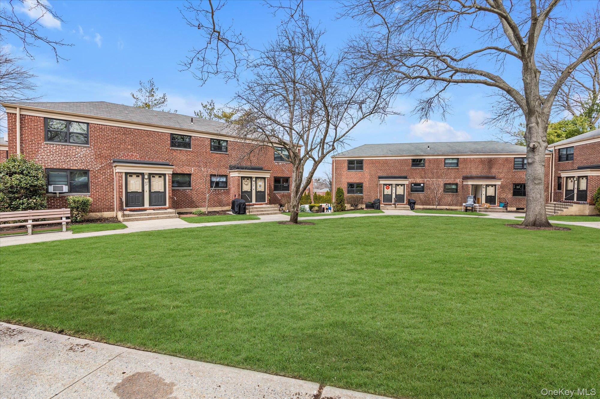 Coop 75th Queens, NY 11364, MLS-969224-2