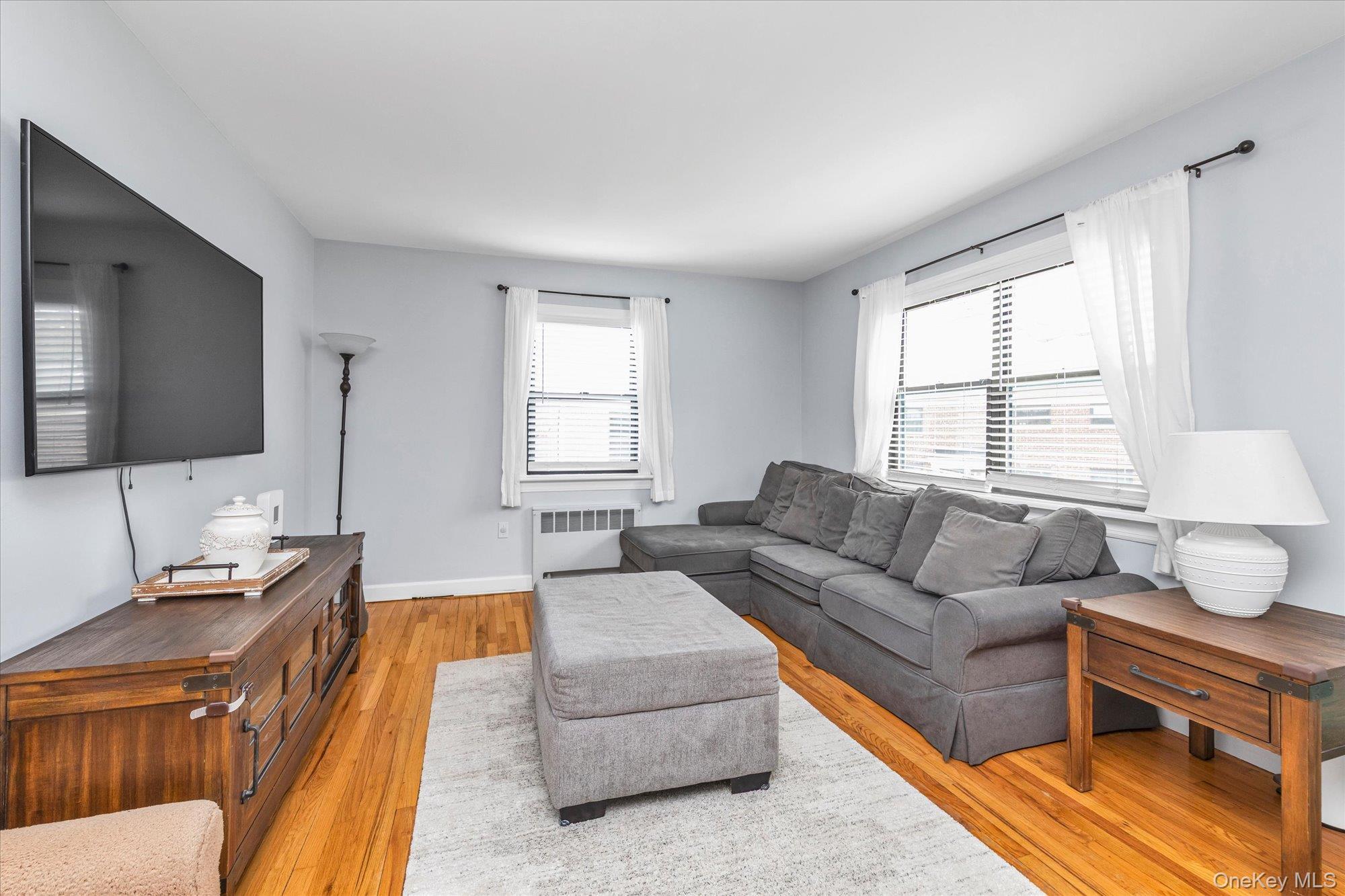 Coop 75th Queens, NY 11364, MLS-969224-3