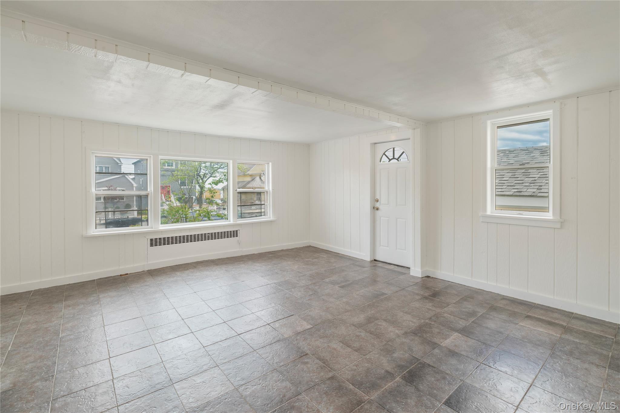 Single Family Cross Bay  Queens, NY 11693, MLS-969245-11