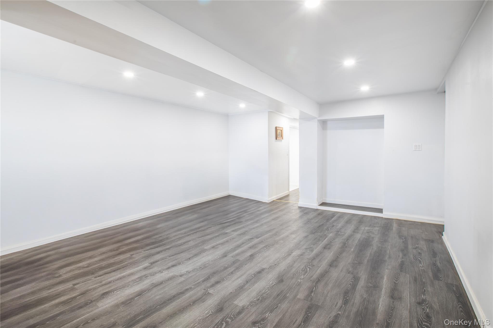 Single Family Cross Bay  Queens, NY 11693, MLS-969245-21