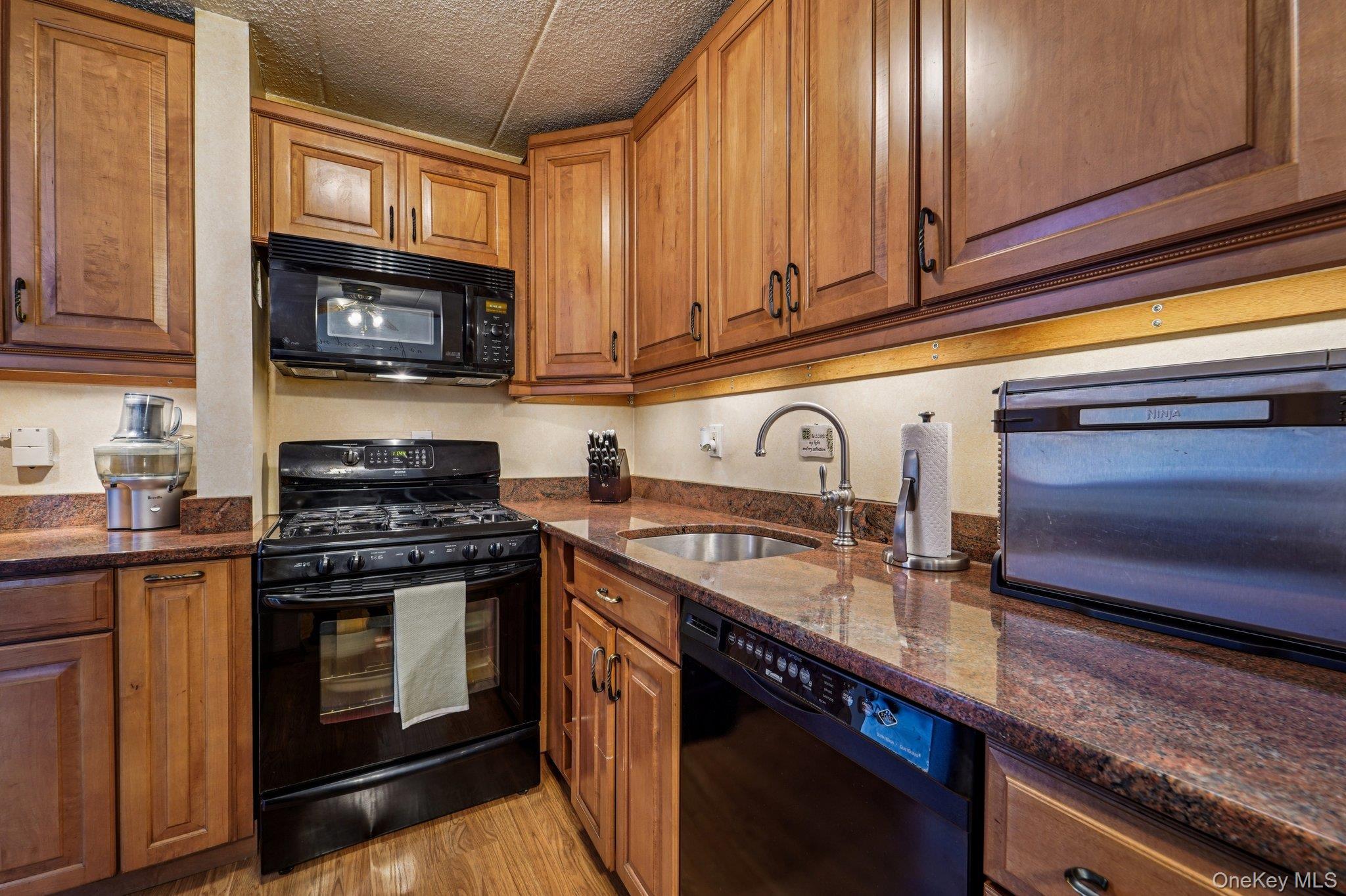 Coop Warburton Westchester County, NY 10701, MLS-969250-14