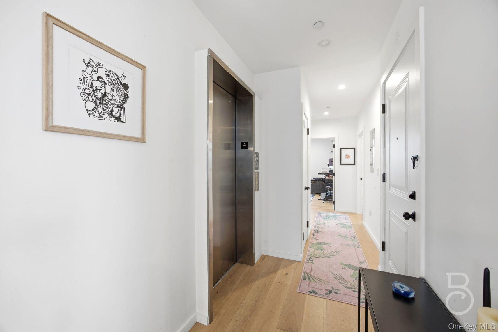 Condo Steinway  Queens, NY 11105, MLS-969265-17