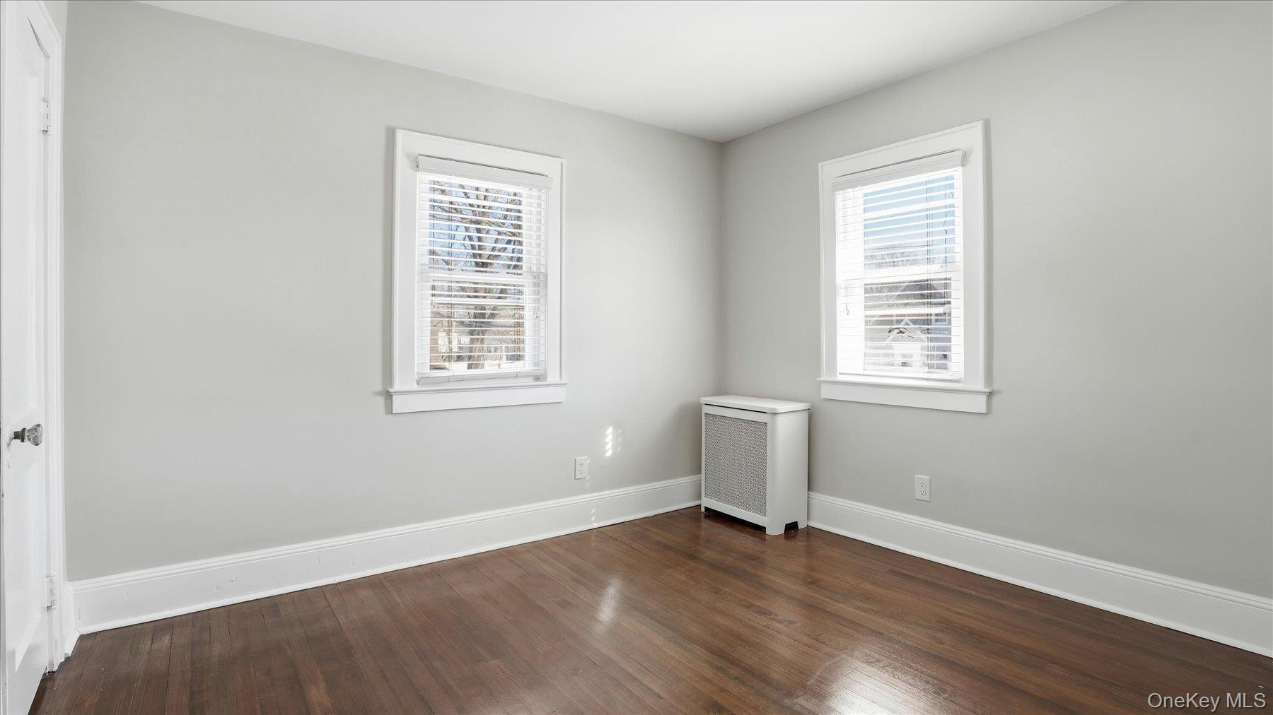 Single Family Mayfair Nassau County, NY 11001, MLS-969271-12