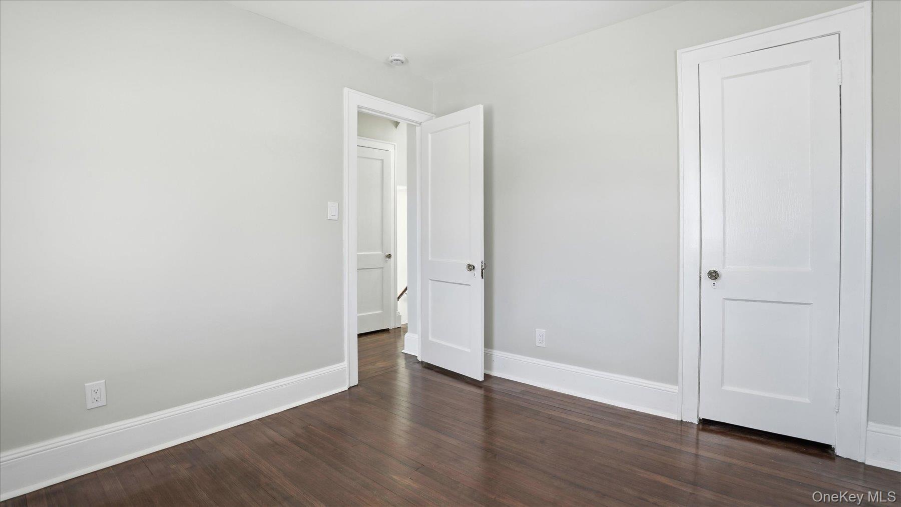 Single Family Mayfair Nassau County, NY 11001, MLS-969271-13