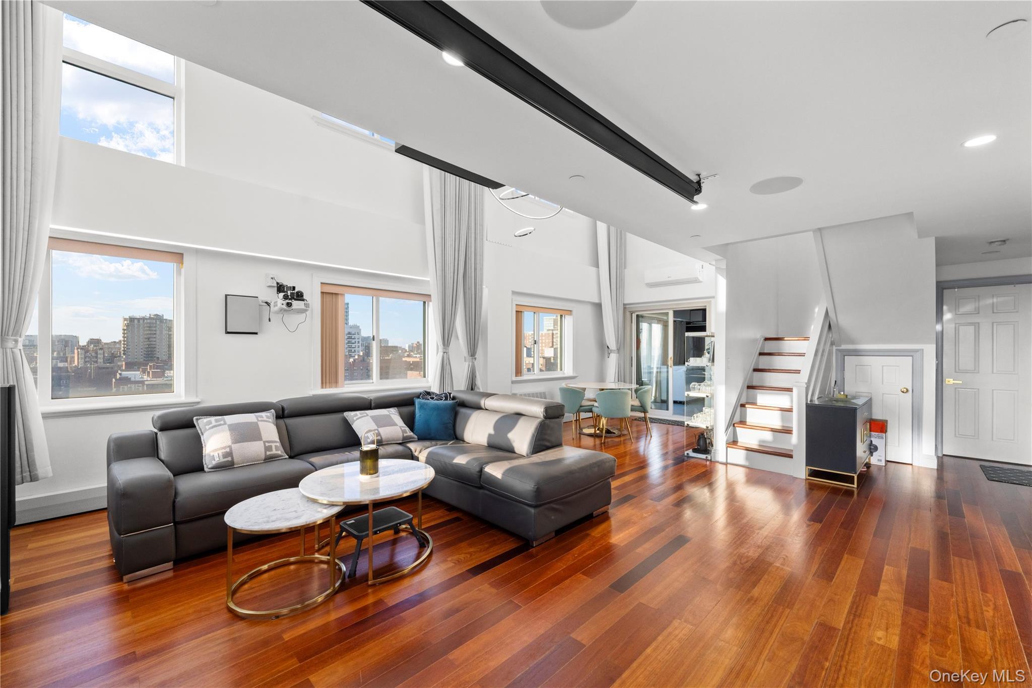 Condo Main  Queens, NY 11355, MLS-969299-3