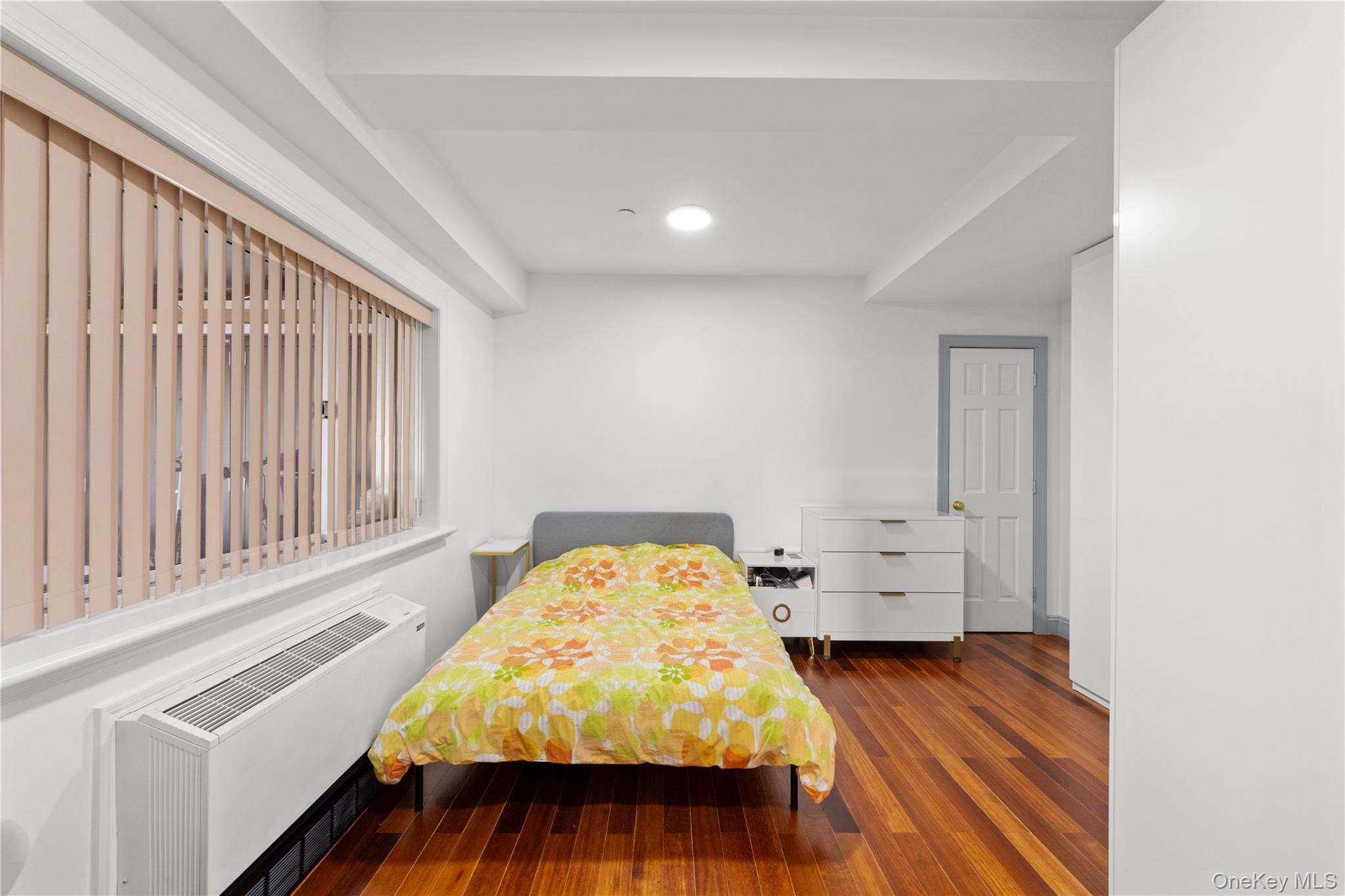 Condo Main  Queens, NY 11355, MLS-969299-37