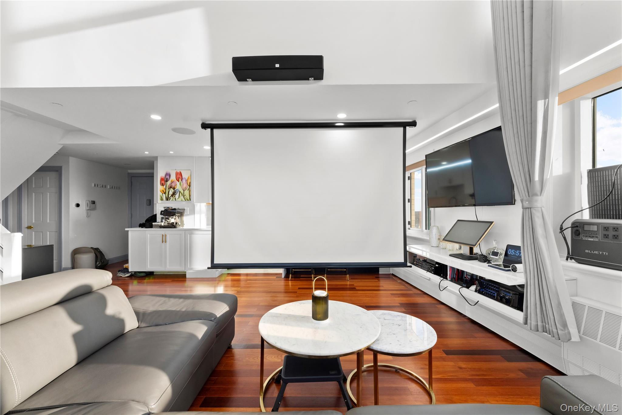 Condo Main  Queens, NY 11355, MLS-969299-4