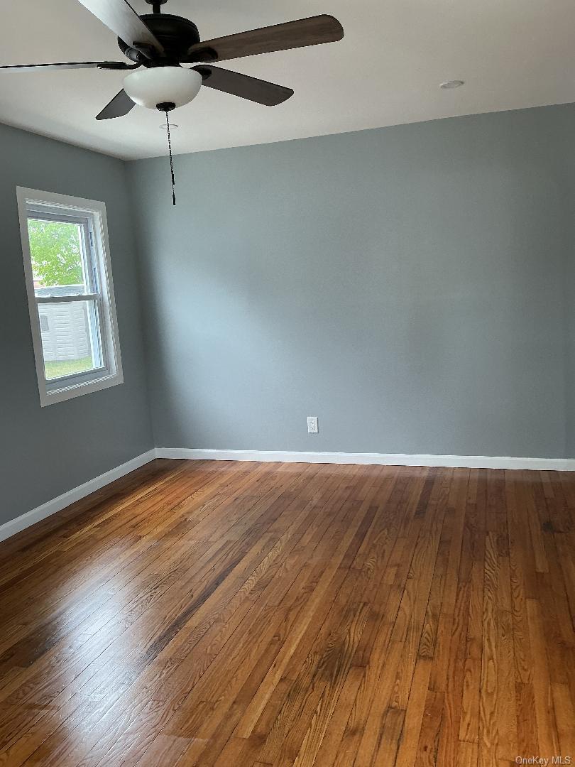 Single Family Chester  Nassau County, NY 11553, MLS-969304-7