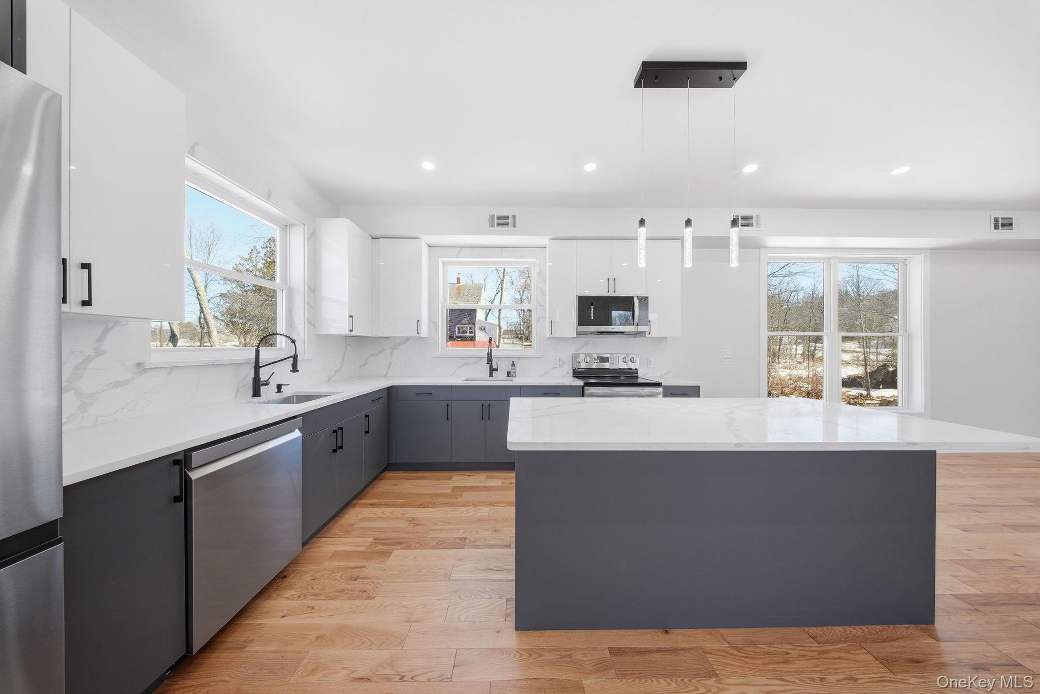 Single Family Maple Avenue  Sullivan County, NY 12747, MLS-969313-10