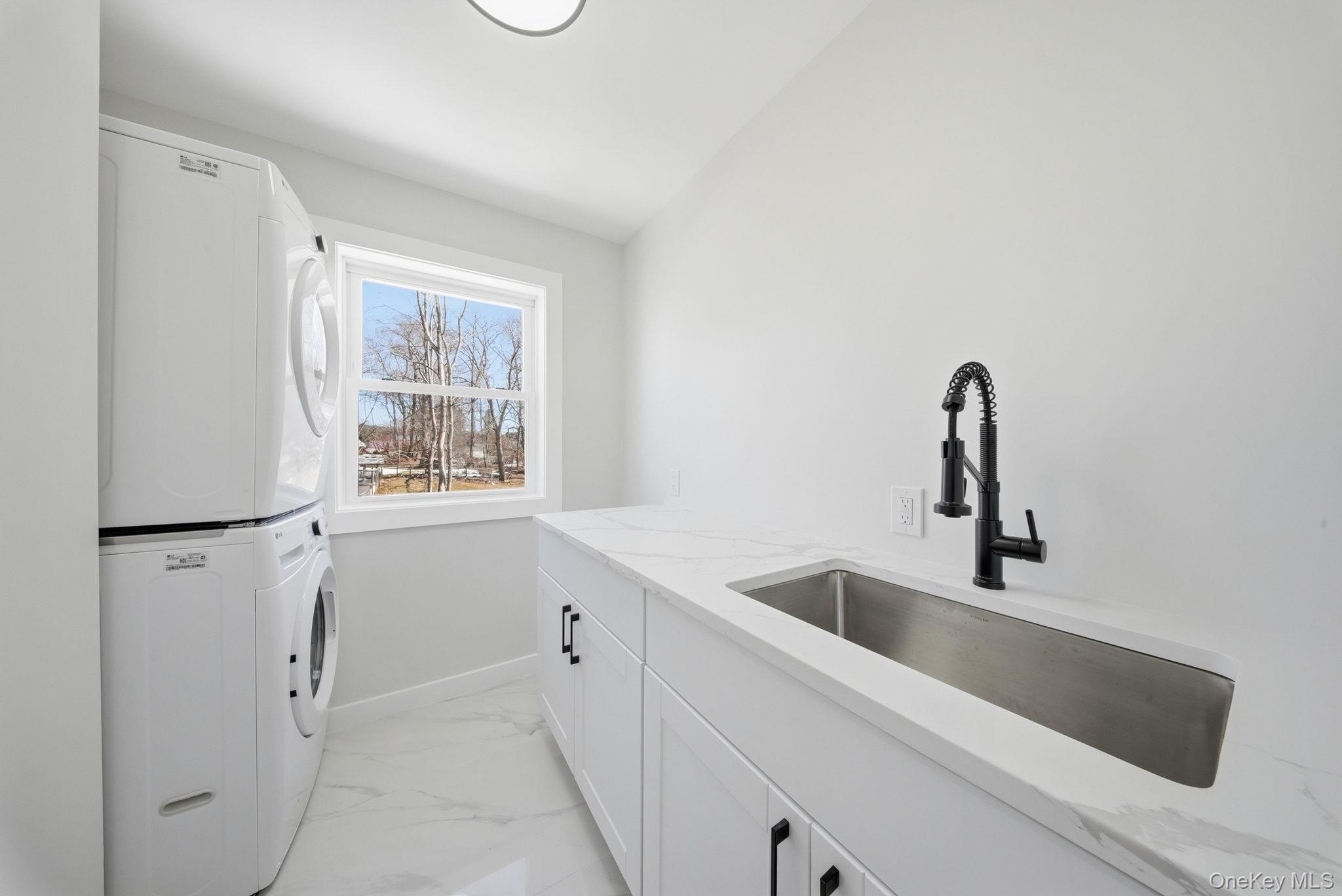 Single Family Maple Avenue  Sullivan County, NY 12747, MLS-969313-32