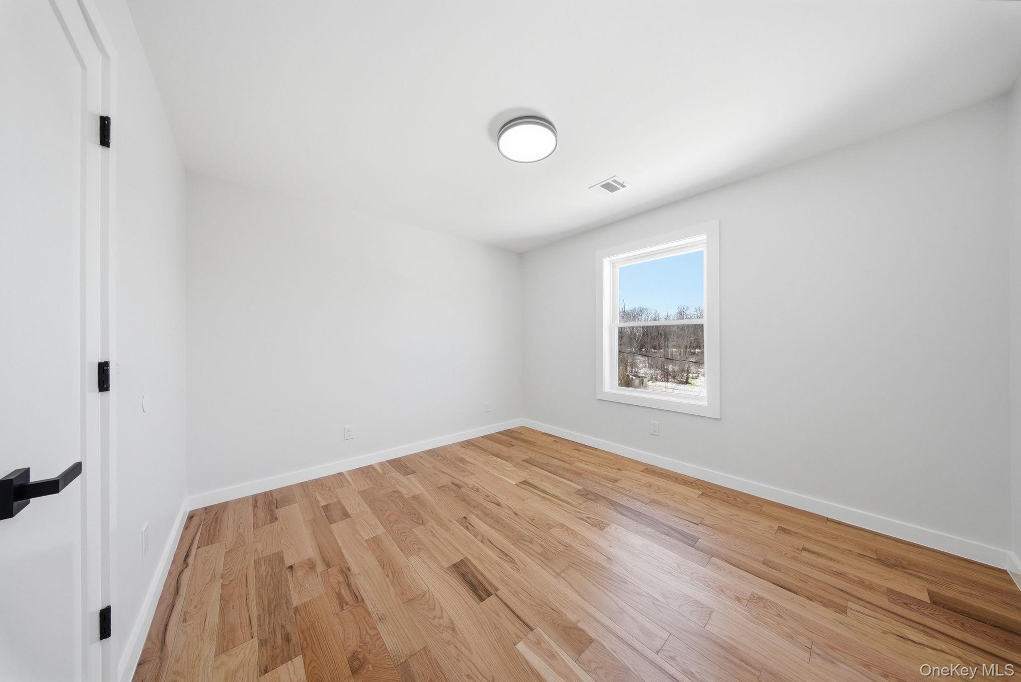 Single Family Maple Avenue  Sullivan County, NY 12747, MLS-969313-37