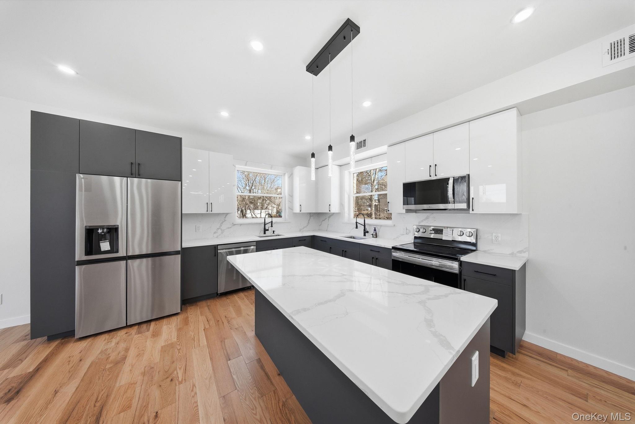 Single Family Maple Avenue  Sullivan County, NY 12747, MLS-969313-5