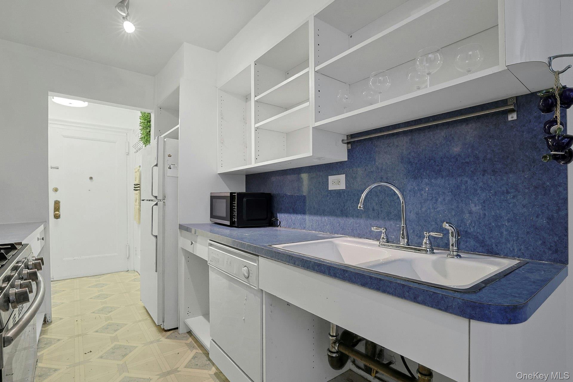 Coop North  Westchester County, NY 10804, MLS-969335-16