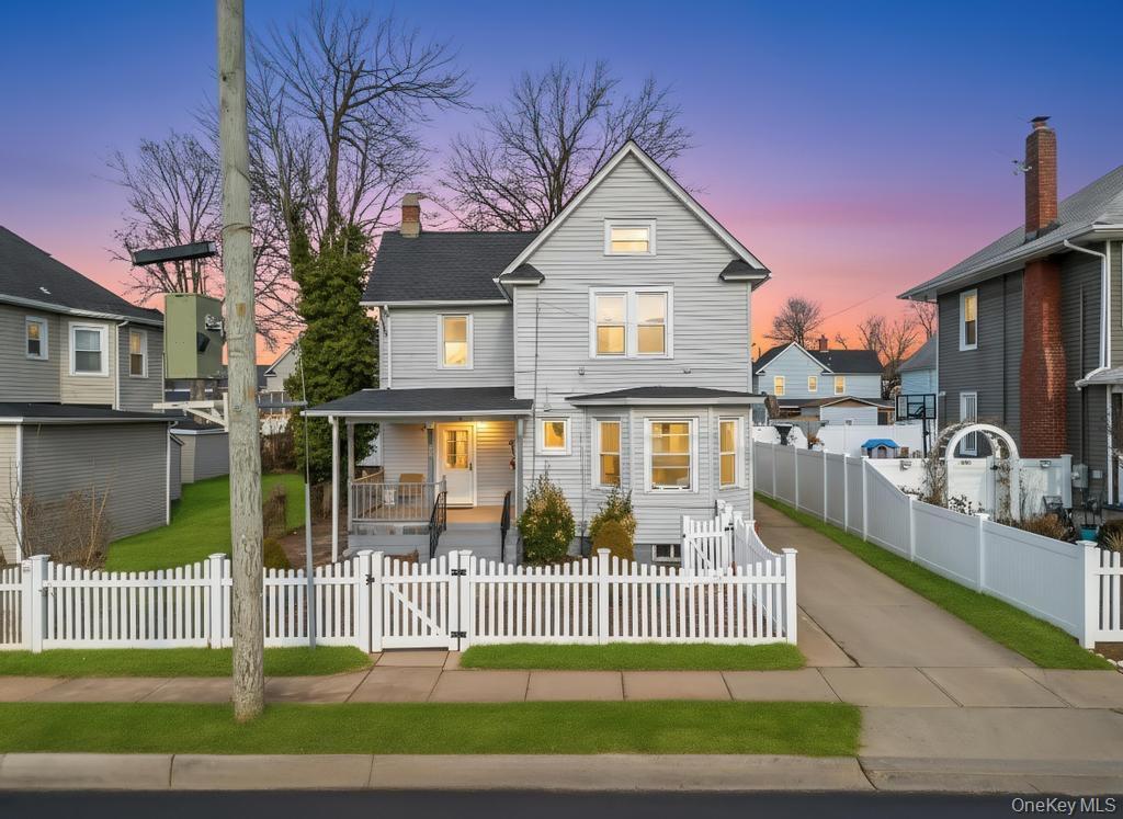 Single Family Columbia  Nassau County, NY 11550, MLS-969349-2