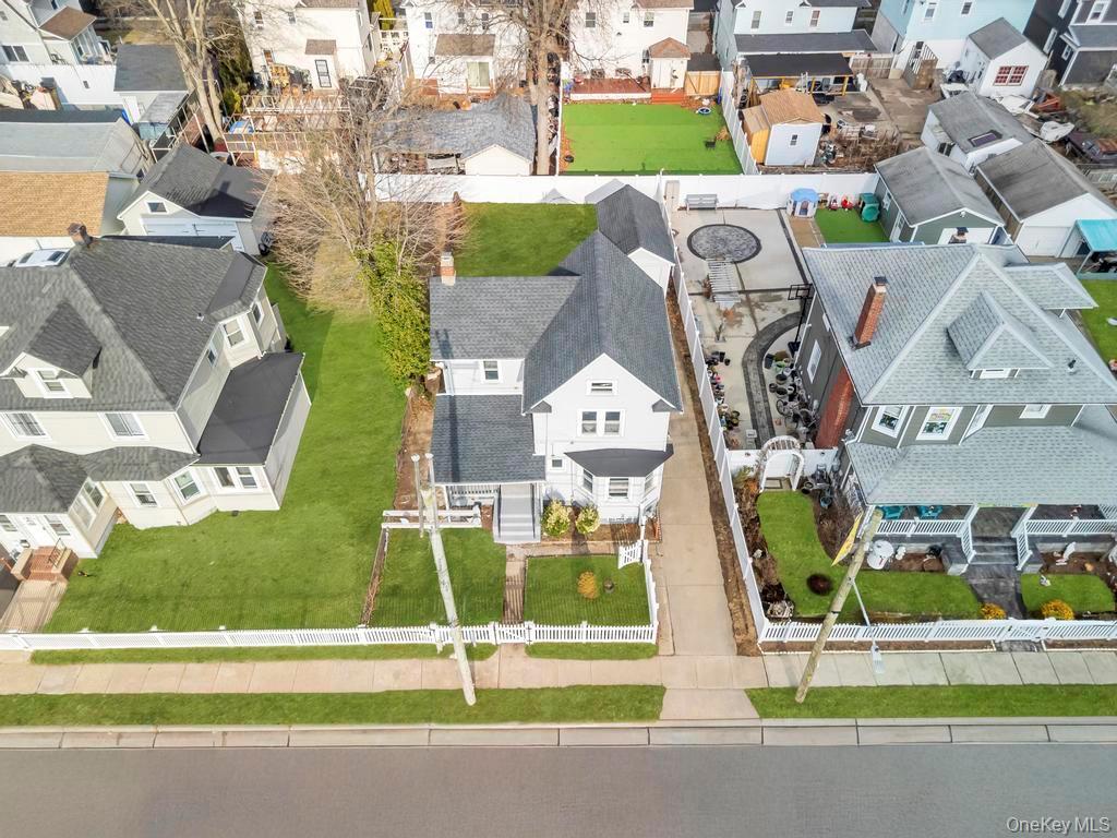 Single Family Columbia  Nassau County, NY 11550, MLS-969349-3