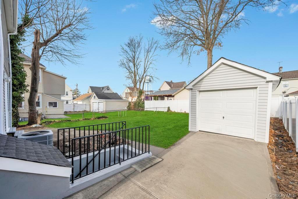 Single Family Columbia  Nassau County, NY 11550, MLS-969349-5