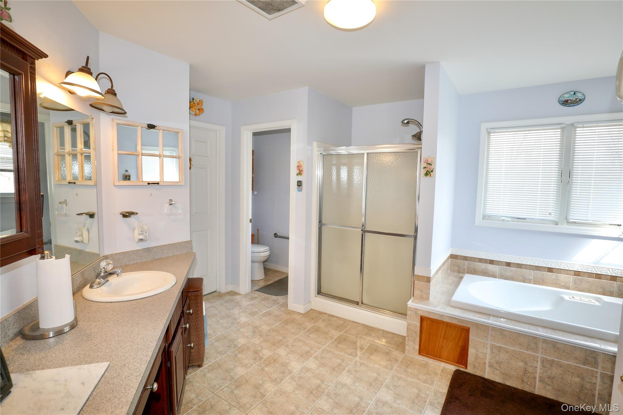 Single Family Bowe  Dutchess County, NY 12540, MLS-969391-16