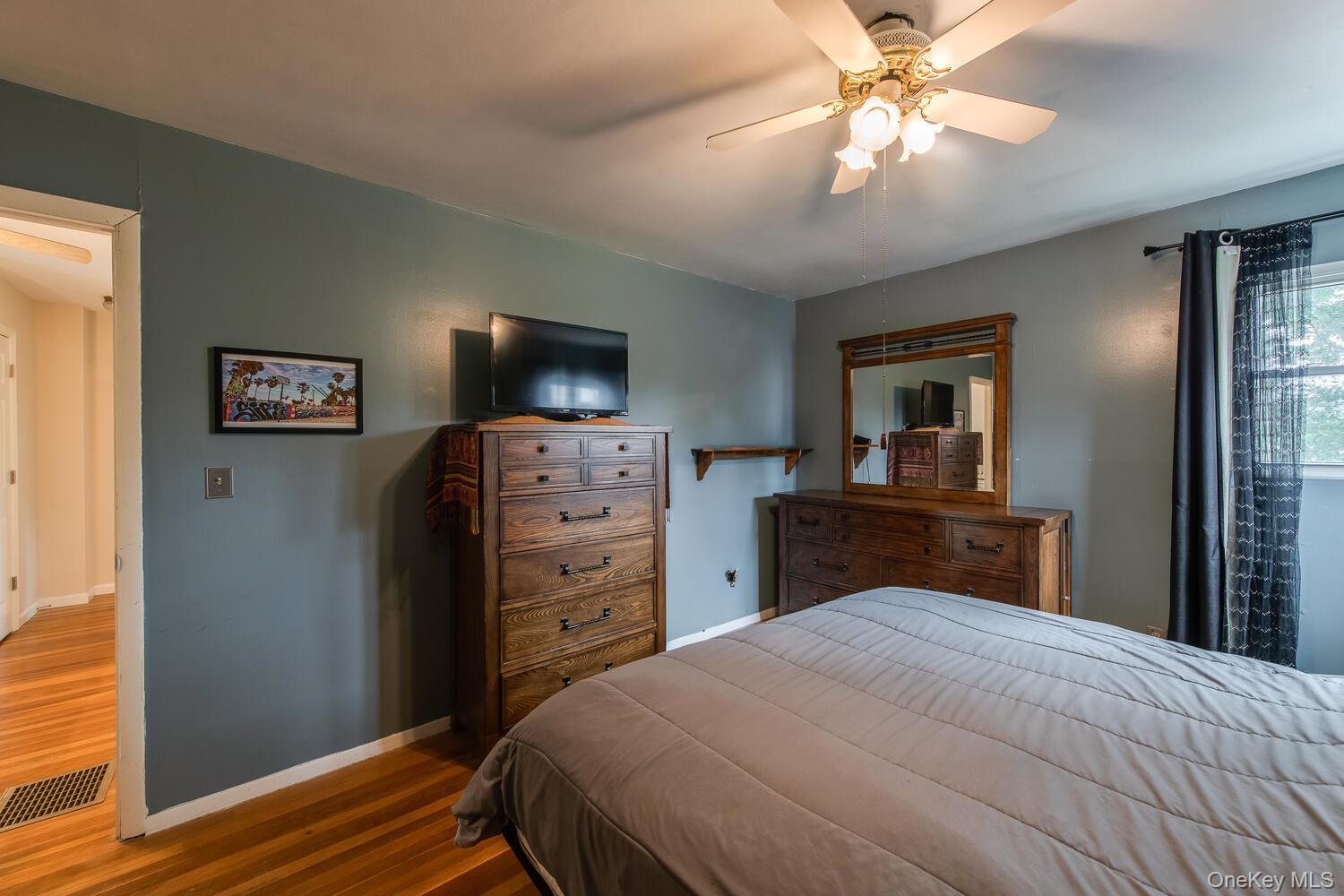 Single Family Edgewood  Ulster County, NY 12477, MLS-969411-15