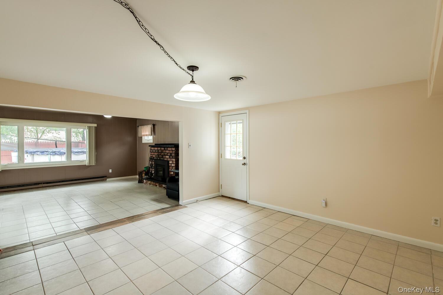 Single Family Edgewood  Ulster County, NY 12477, MLS-969411-22