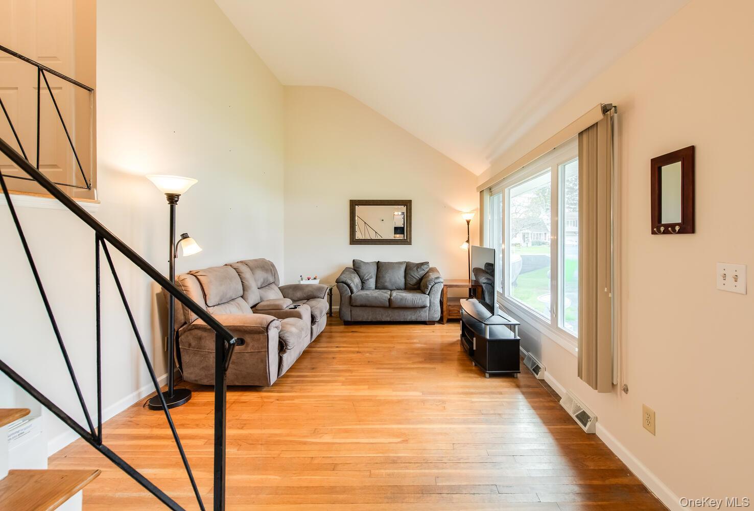 Single Family Edgewood  Ulster County, NY 12477, MLS-969411-5