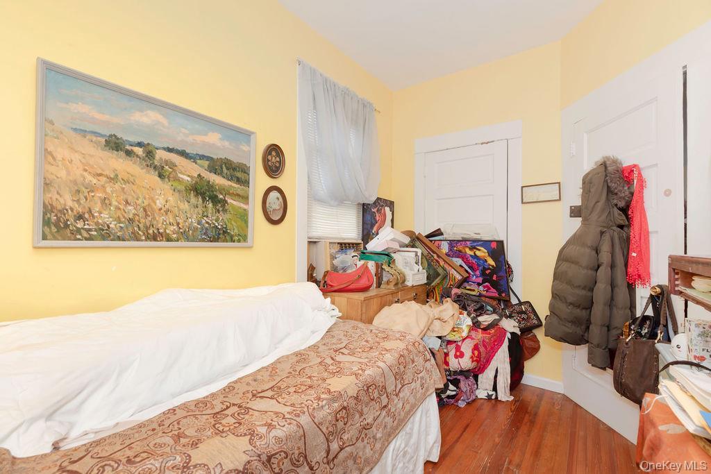 Single Family Hawkins  Bronx, NY 10464, MLS-969413-14
