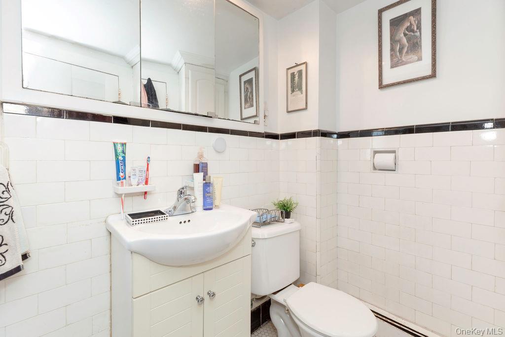 Single Family Hawkins  Bronx, NY 10464, MLS-969413-15