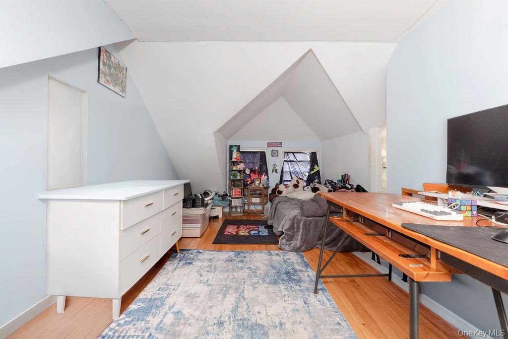 Single Family Hawkins  Bronx, NY 10464, MLS-969413-18