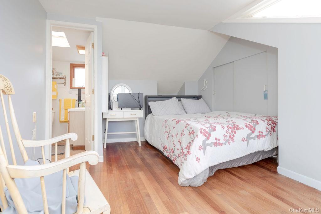 Single Family Hawkins  Bronx, NY 10464, MLS-969413-23