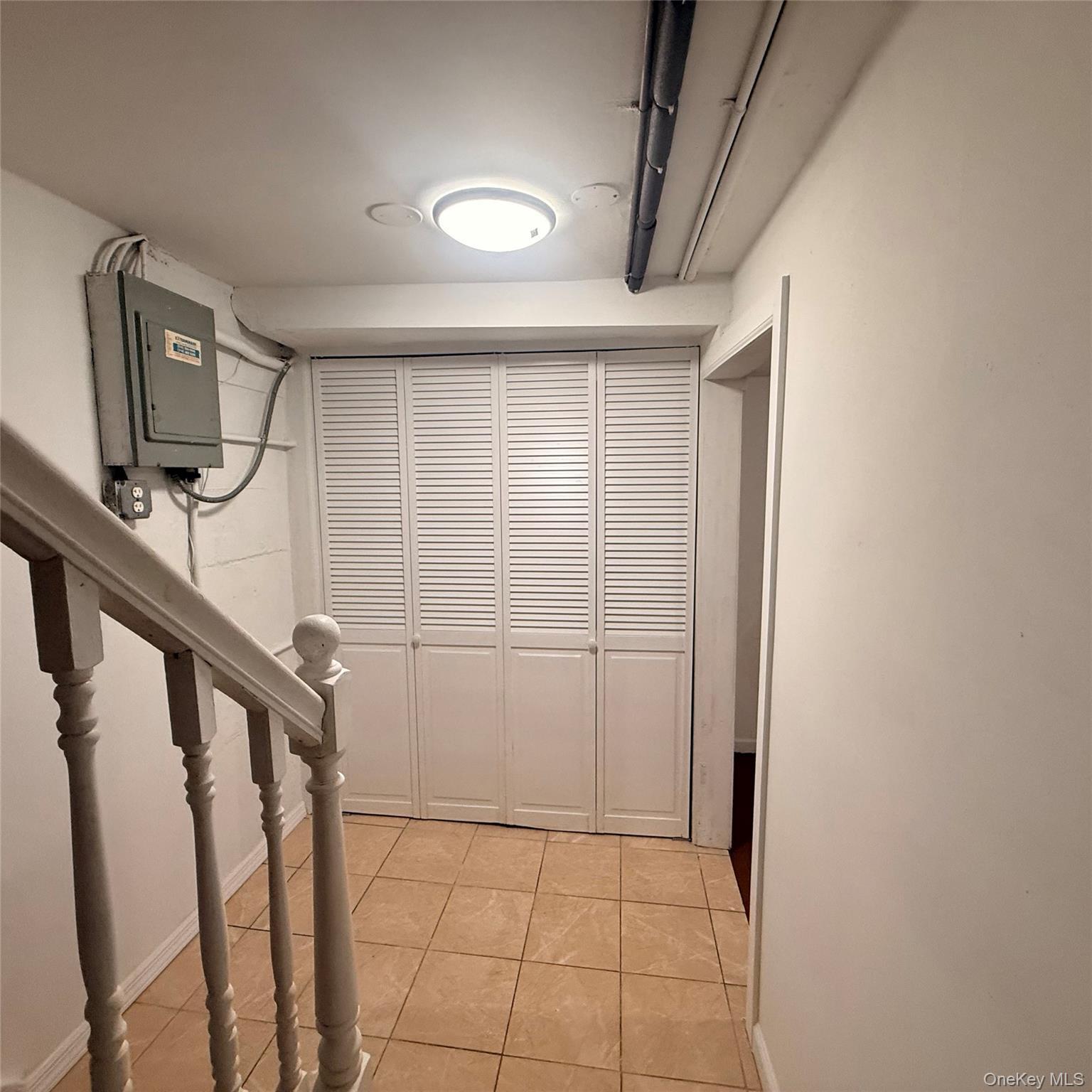 Single Family 223rd  Bronx, NY 10466, MLS-969419-18