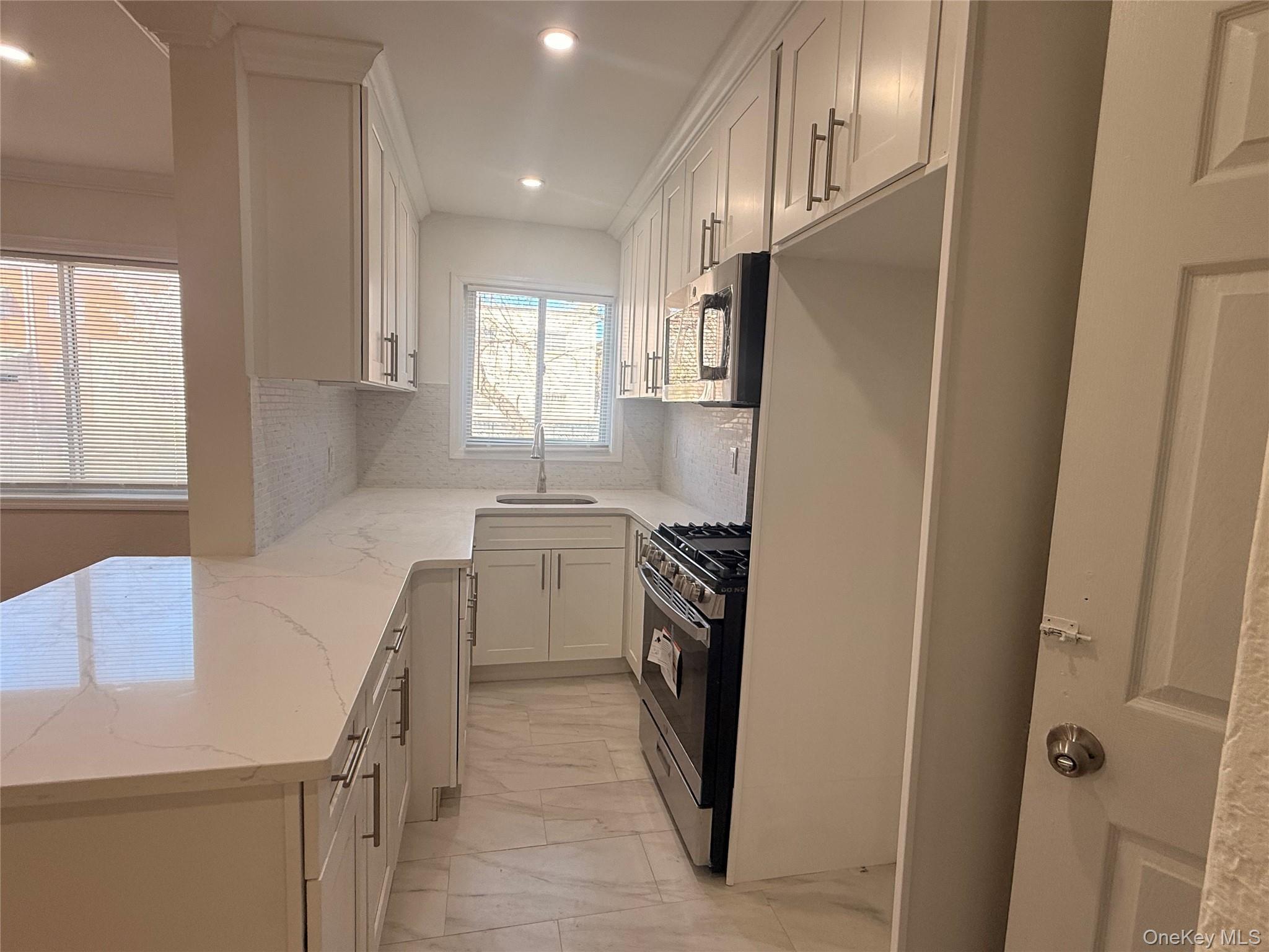 Single Family 223rd  Bronx, NY 10466, MLS-969419-5