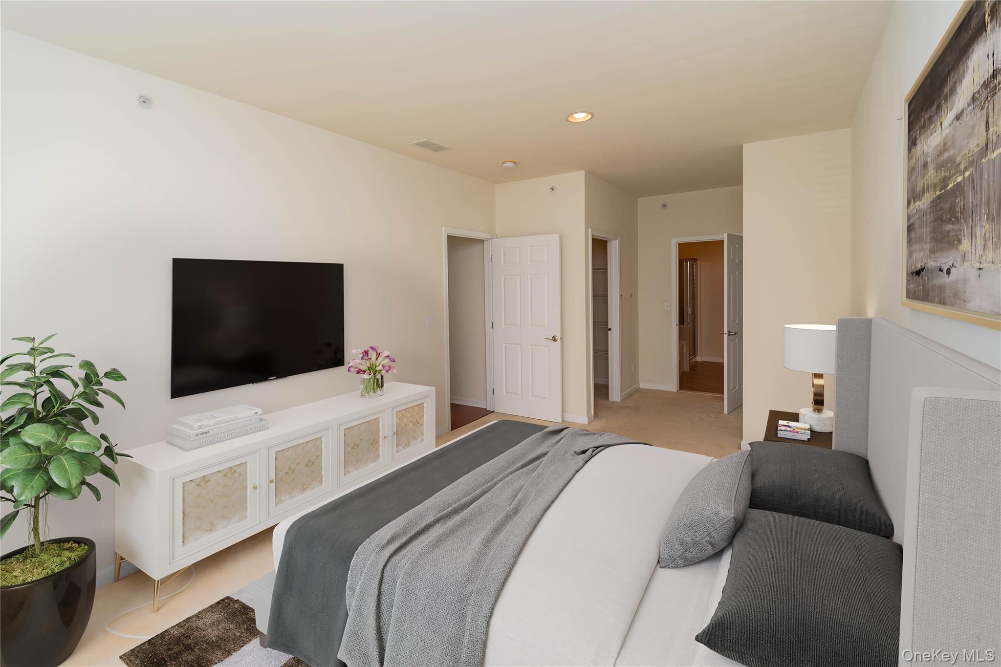 Condo Saratoga  Dutchess County, NY 12524, MLS-969458-16