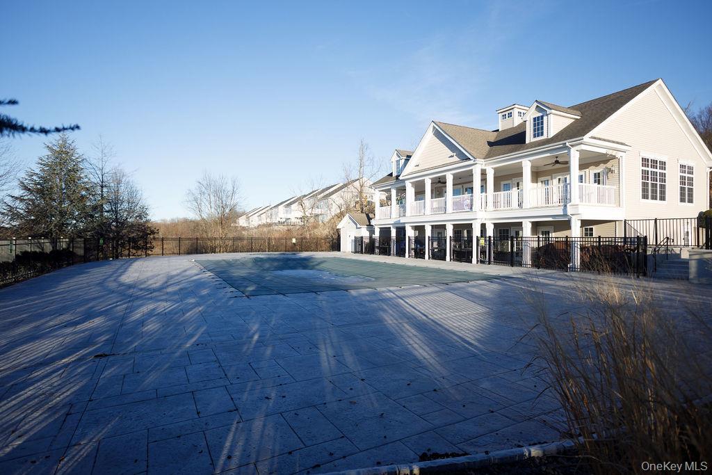 Condo Saratoga  Dutchess County, NY 12524, MLS-969458-28