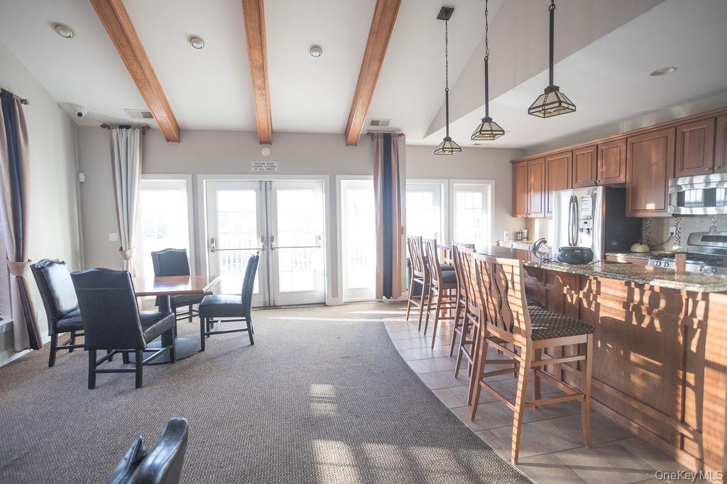 Condo Saratoga  Dutchess County, NY 12524, MLS-969458-33