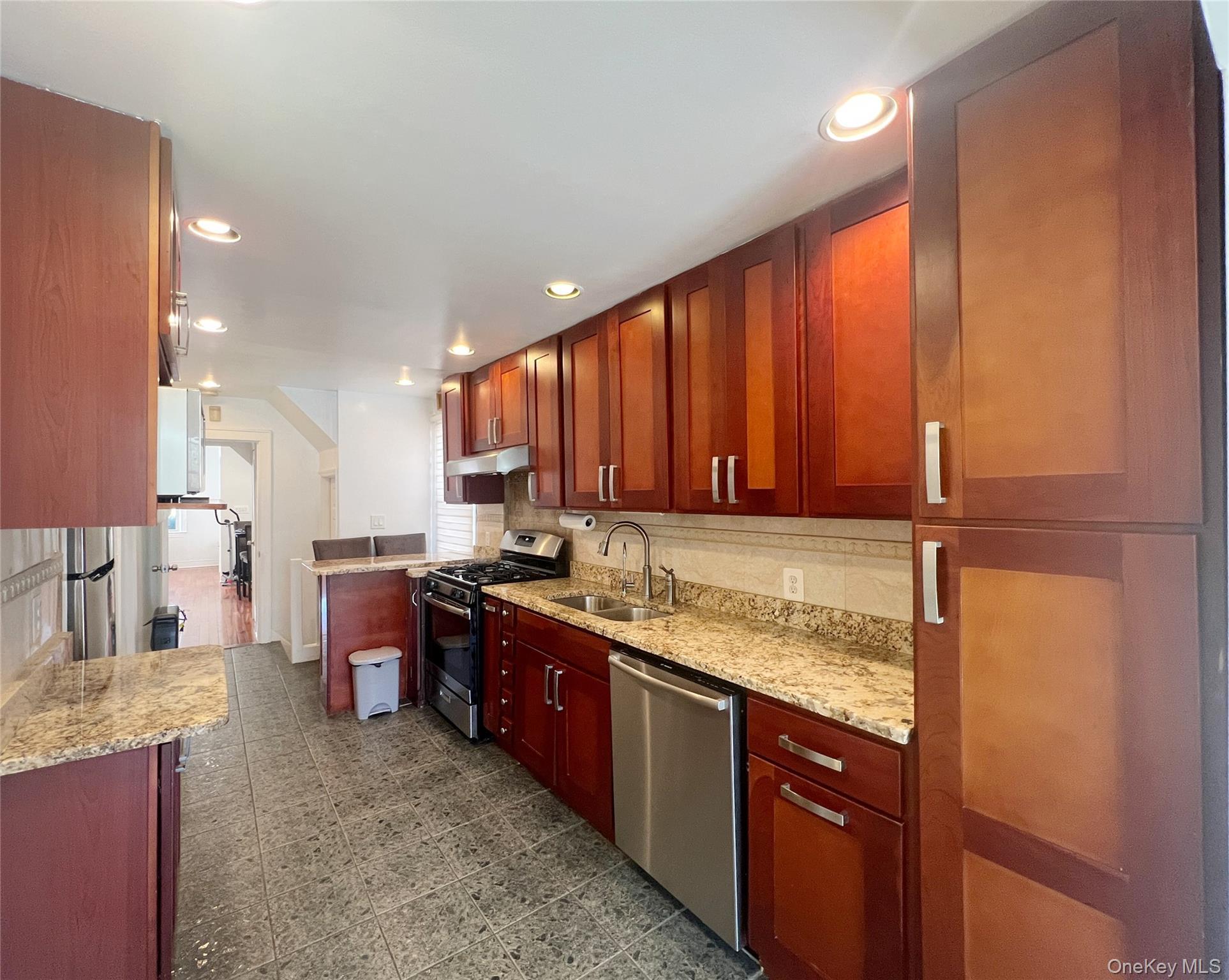 Single Family 238th  Queens, NY 11426, MLS-969463-7