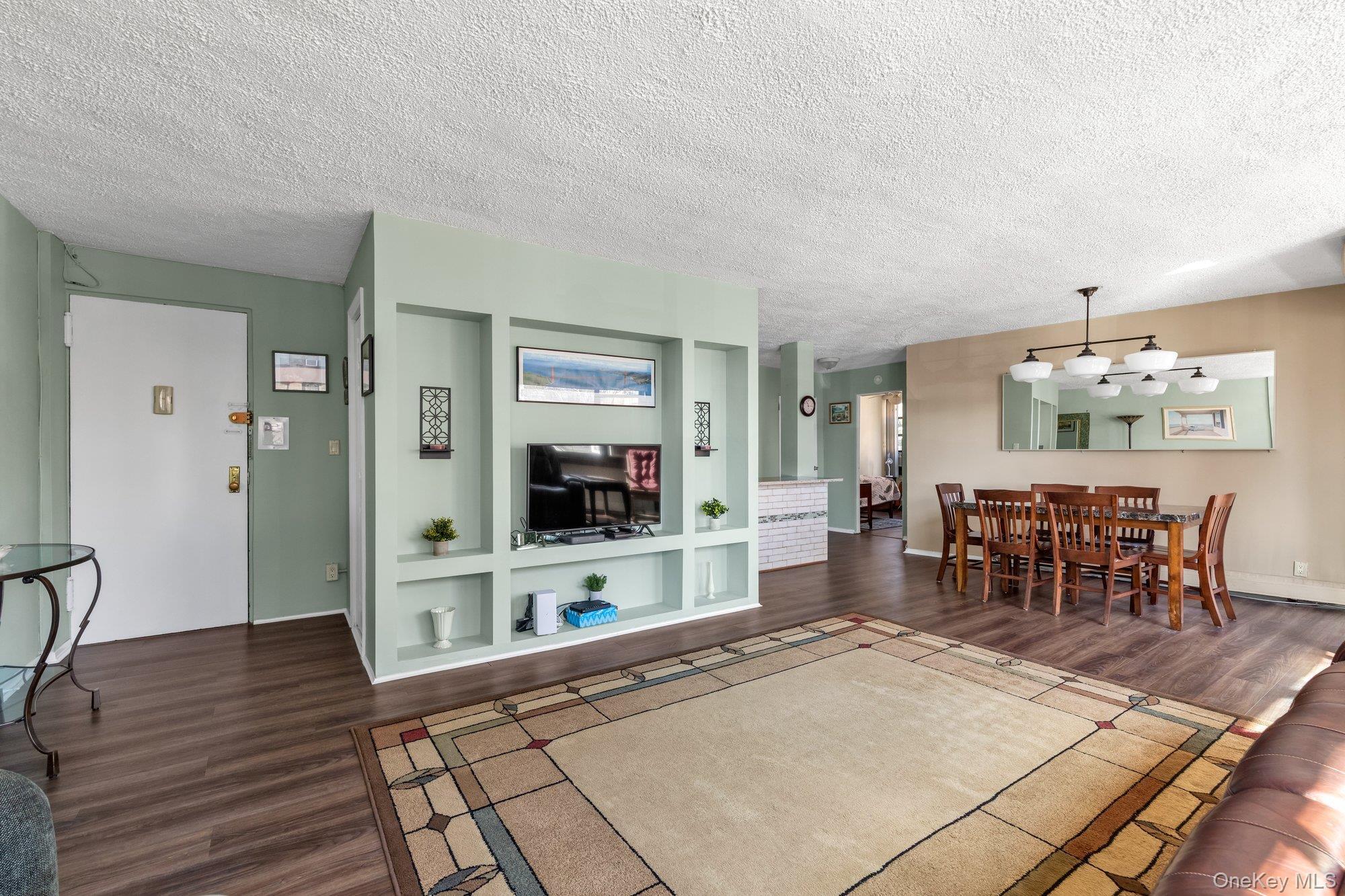 Coop 166  Queens, NY 11357, MLS-969492-2