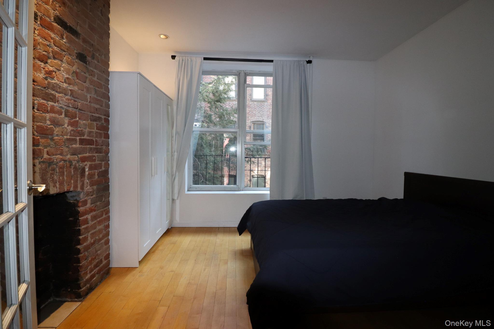 Apartment 46th  Manhattan, NY 10036, MLS-969495-7