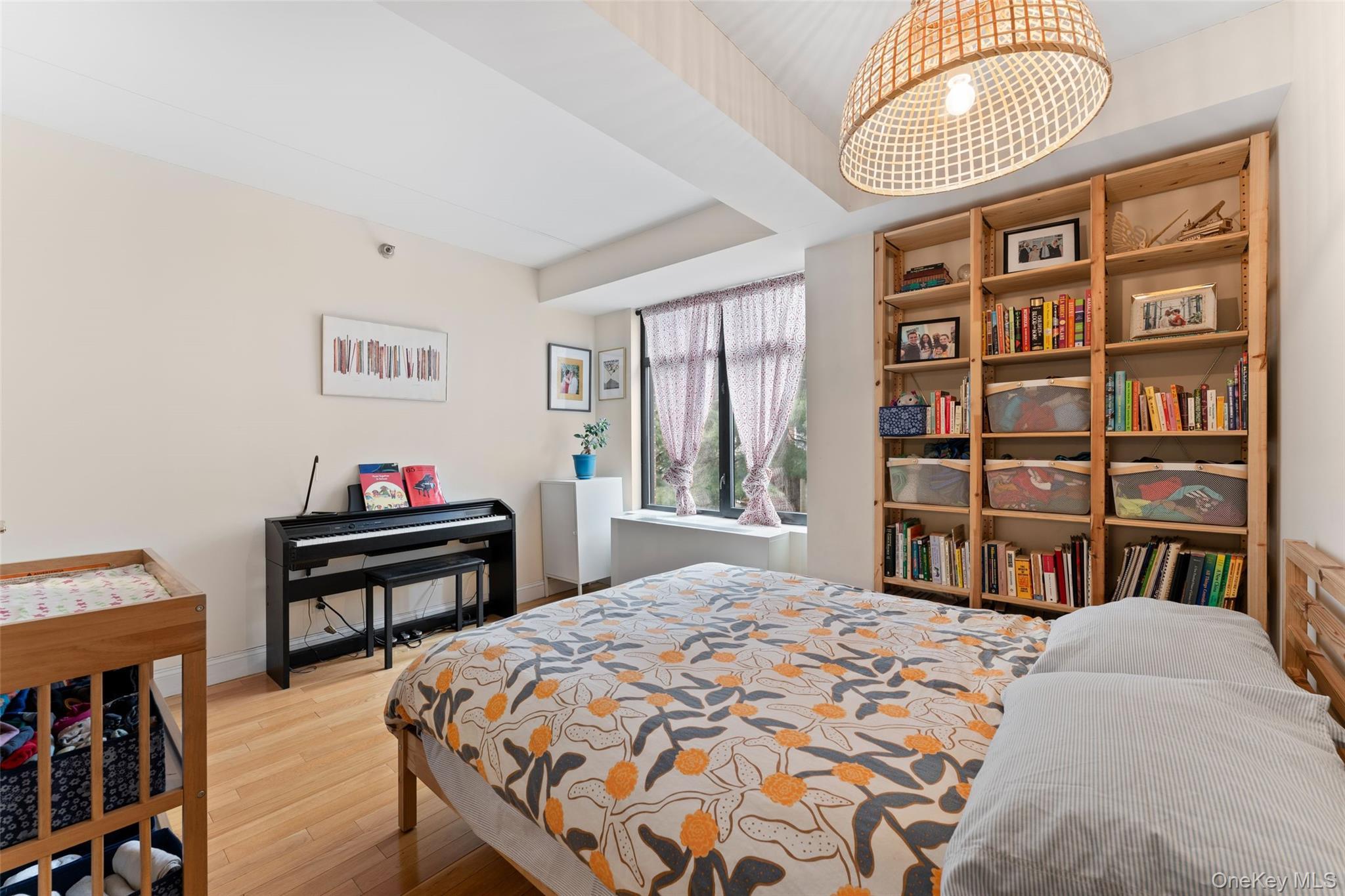 Condo Cambridge  Bronx, NY 10463, MLS-969498-13