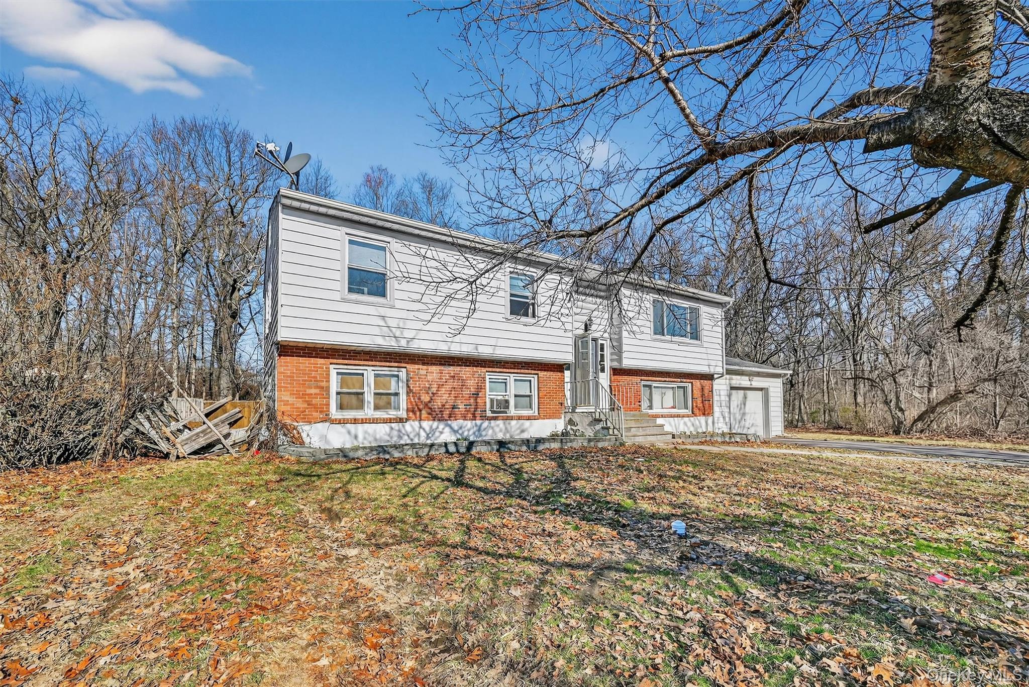 Single Family Vails Gate Heights  Orange County, NY 12553, MLS-969501-4