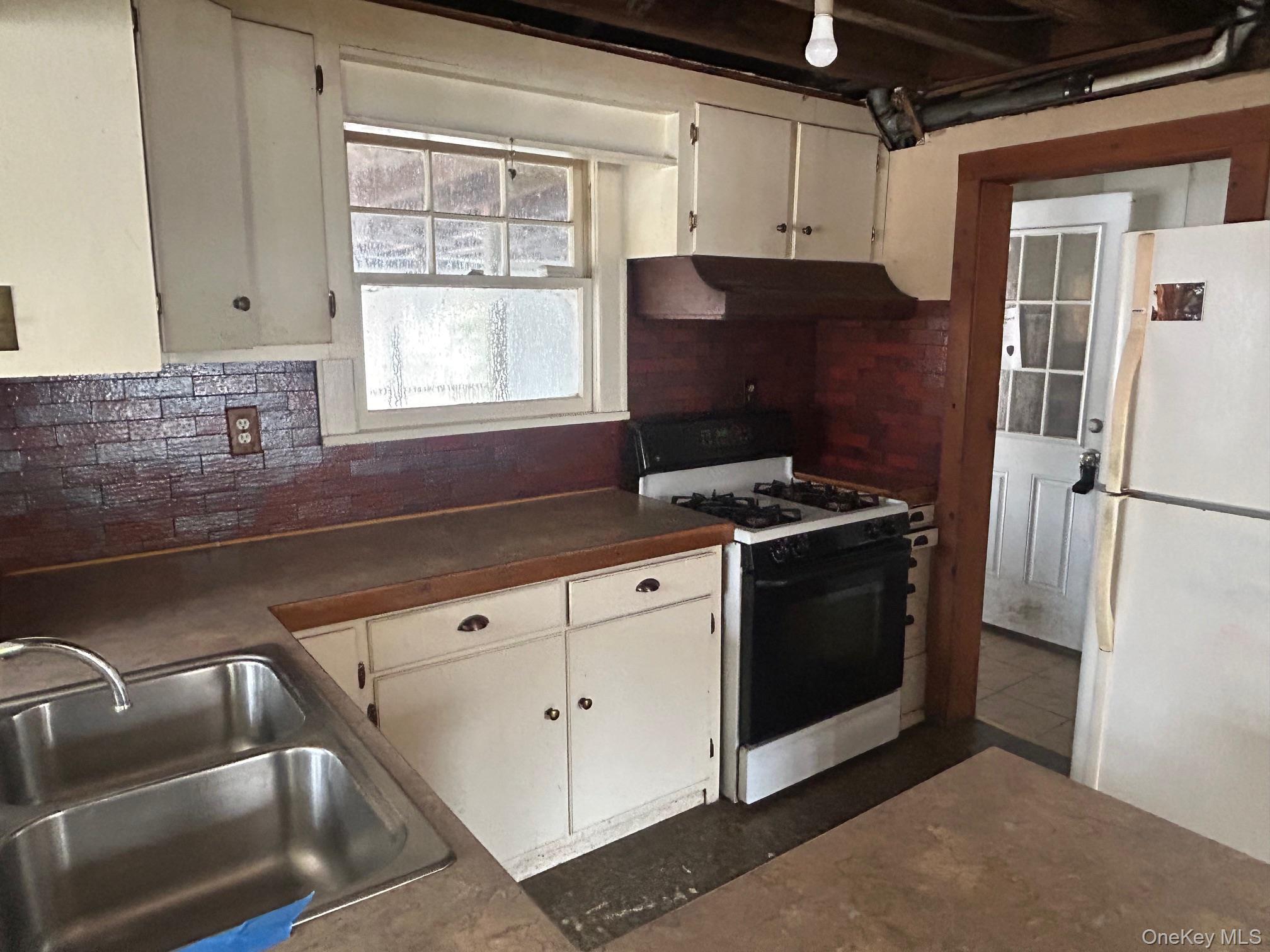 Single Family Erin  Orange County, NY 12518, MLS-969511-6