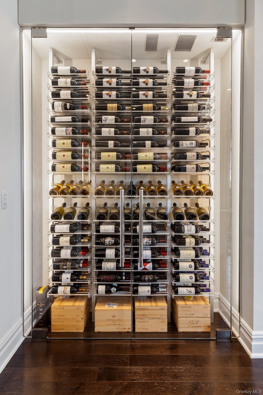 Condo Royal  Nassau County, NY 11040, MLS-969519-17