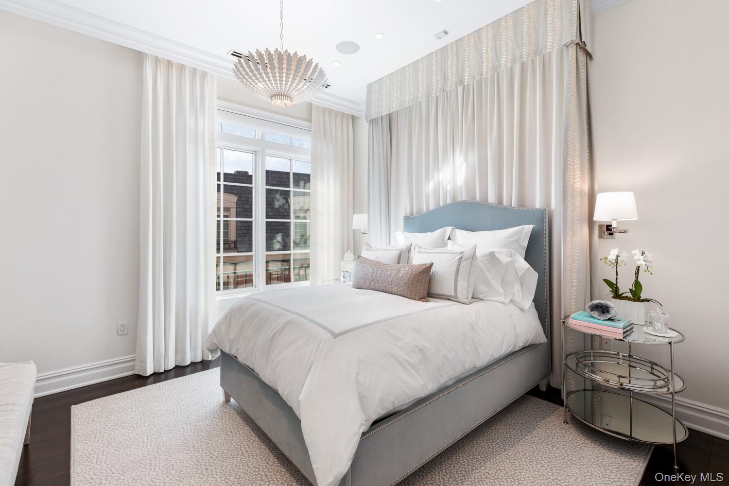 Condo Royal  Nassau County, NY 11040, MLS-969519-27