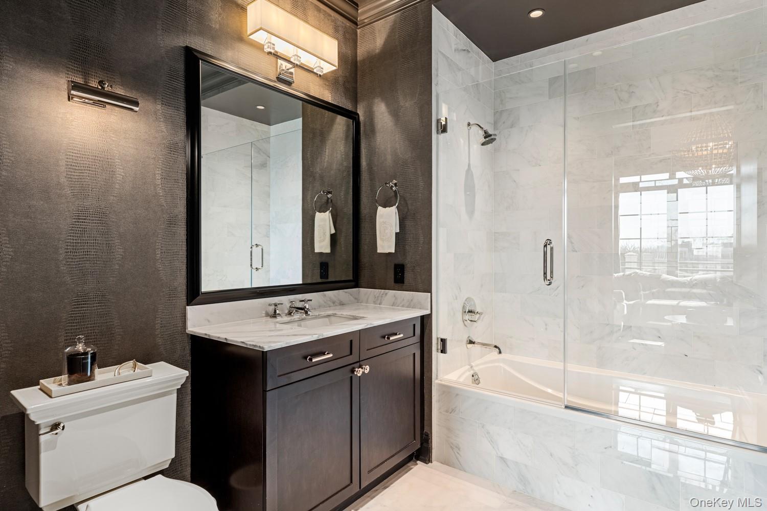 Condo Royal  Nassau County, NY 11040, MLS-969519-29