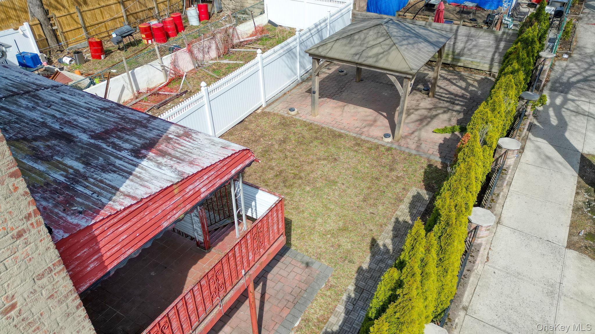 Single Family 223rd Bronx, NY 10466, MLS-969557-12