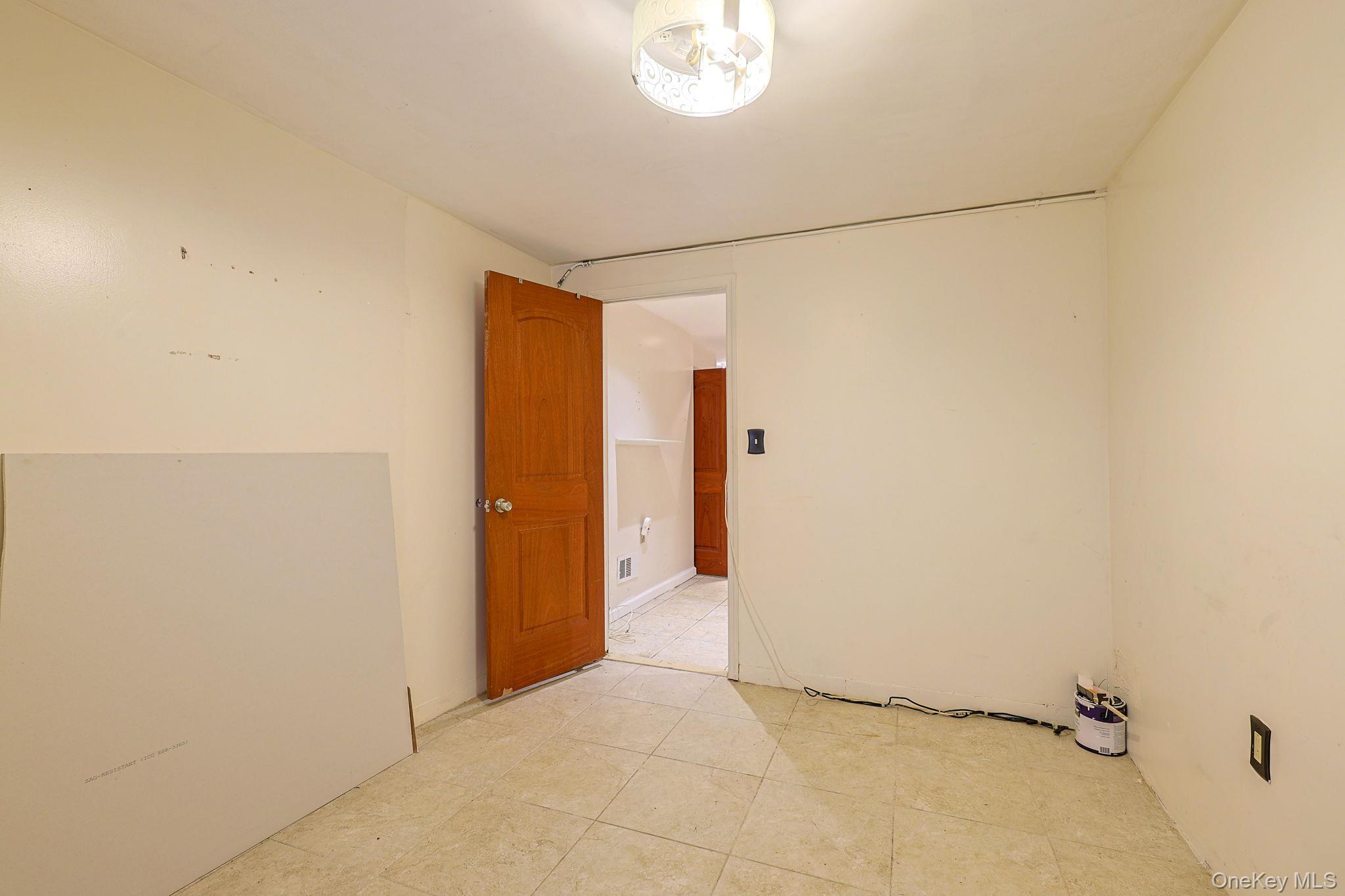 Single Family 223rd Bronx, NY 10466, MLS-969557-20