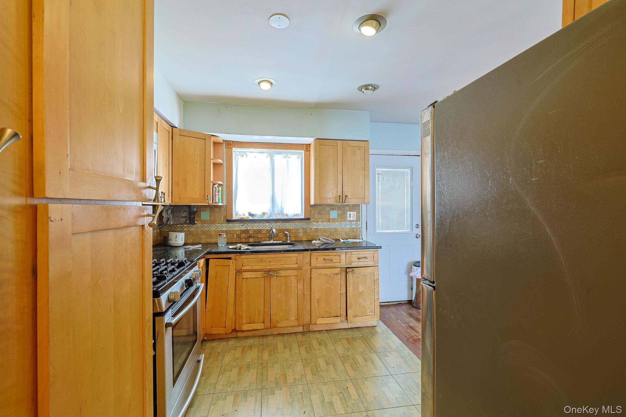 Single Family 223rd Bronx, NY 10466, MLS-969557-30