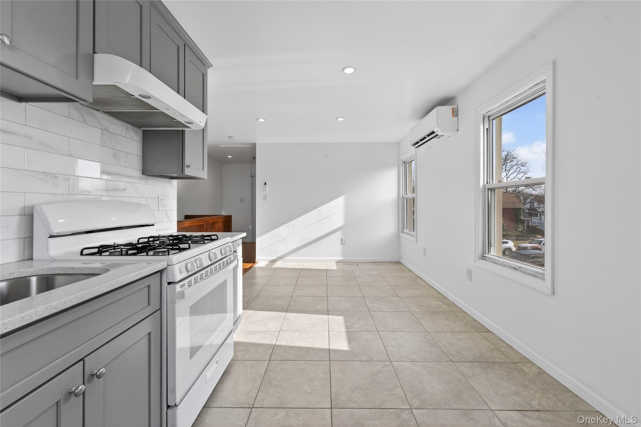 Single Family 134th  Queens, NY 11420, MLS-969560-36