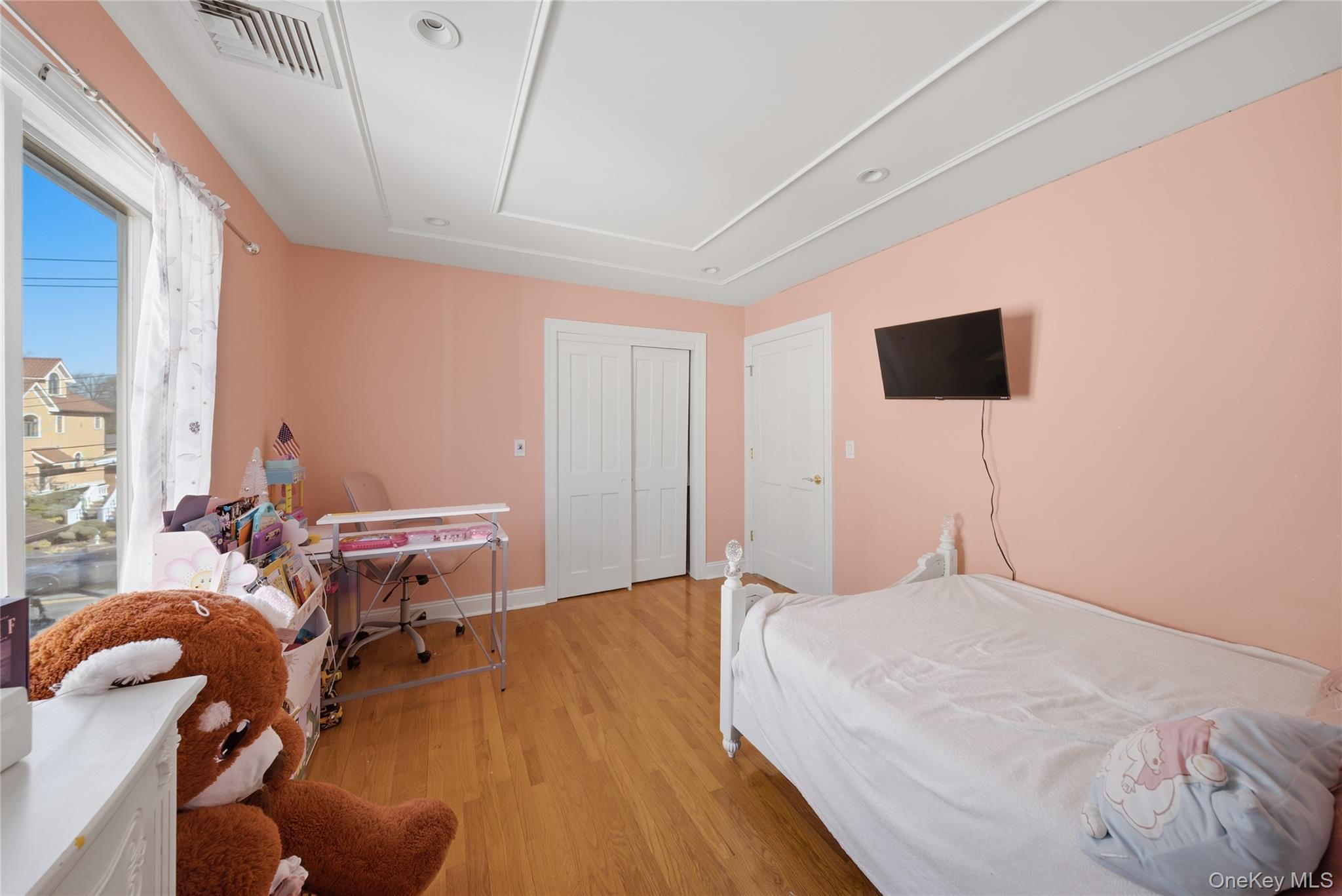 Single Family 11th  Queens, NY 11357, MLS-969574-16