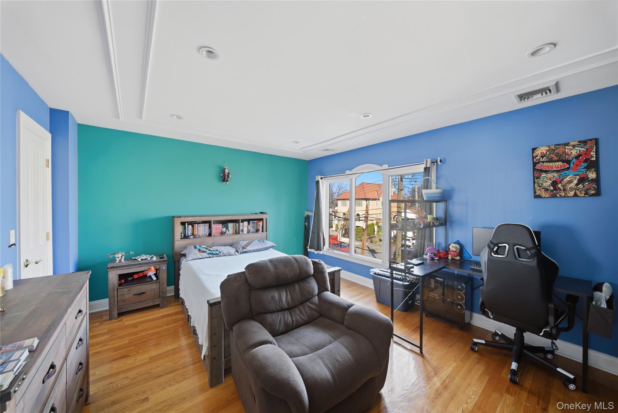 Single Family 11th  Queens, NY 11357, MLS-969574-18