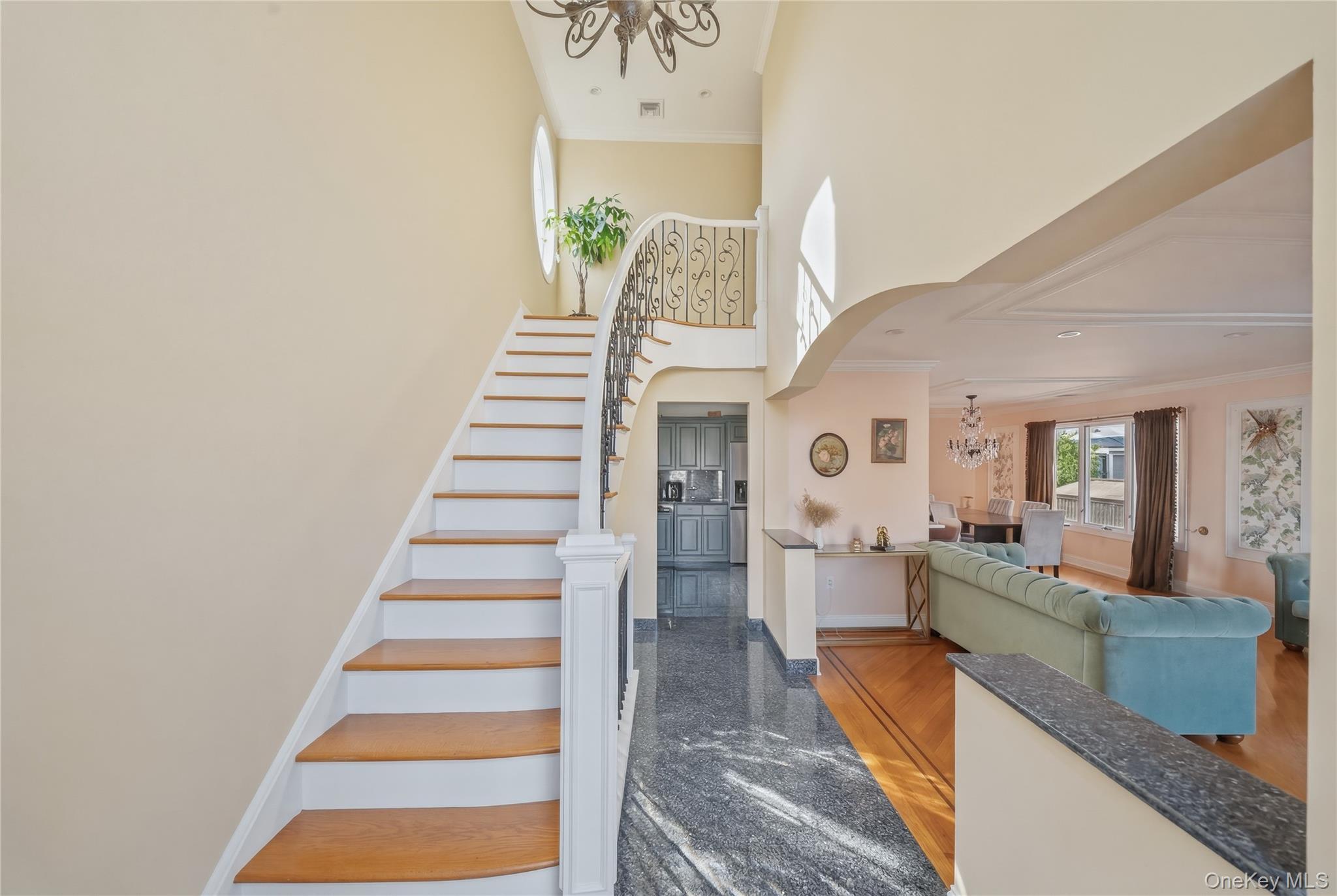 Single Family 11th  Queens, NY 11357, MLS-969574-7