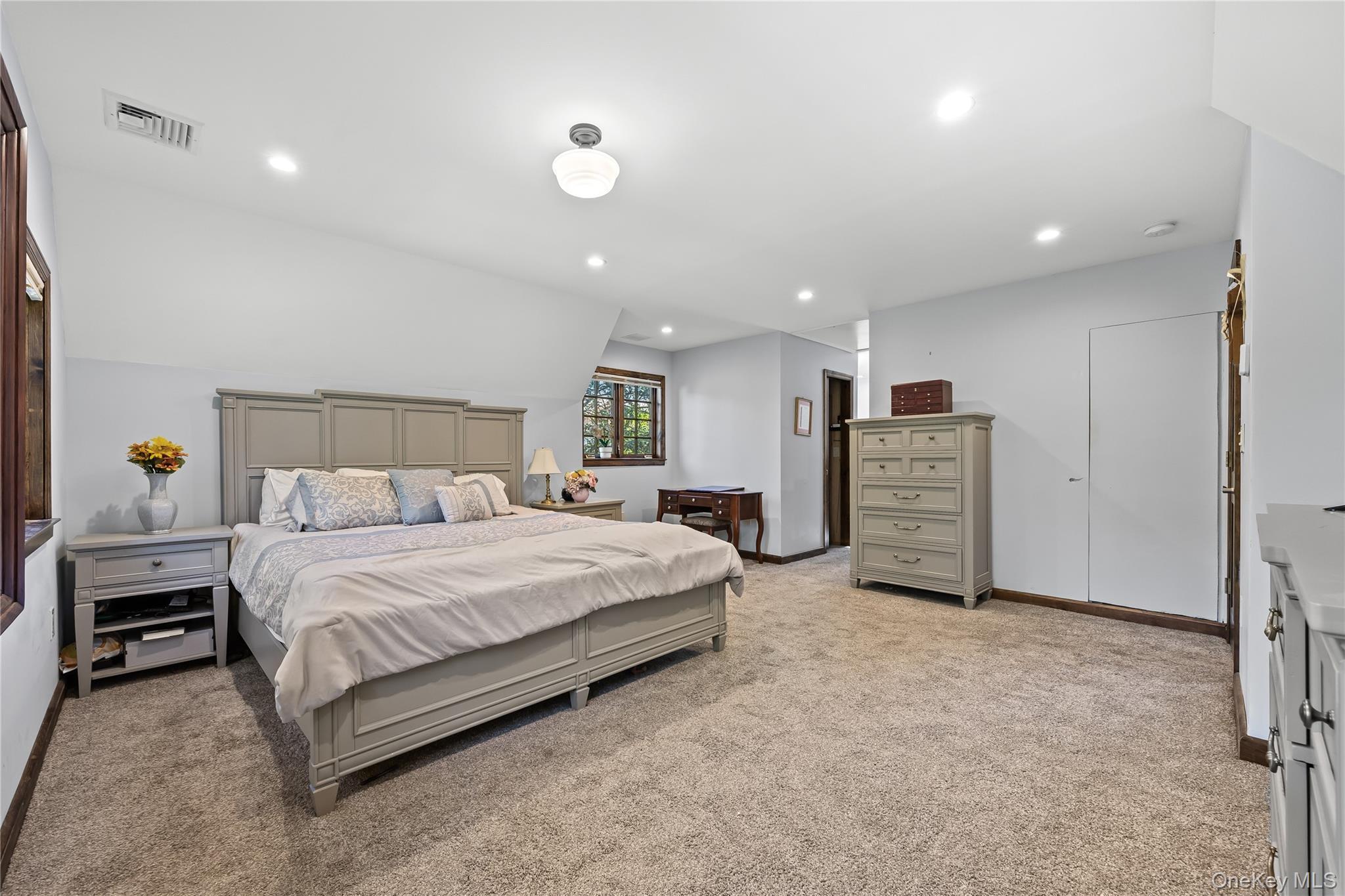 Single Family Beverly  Queens, NY 11363, MLS-969583-21